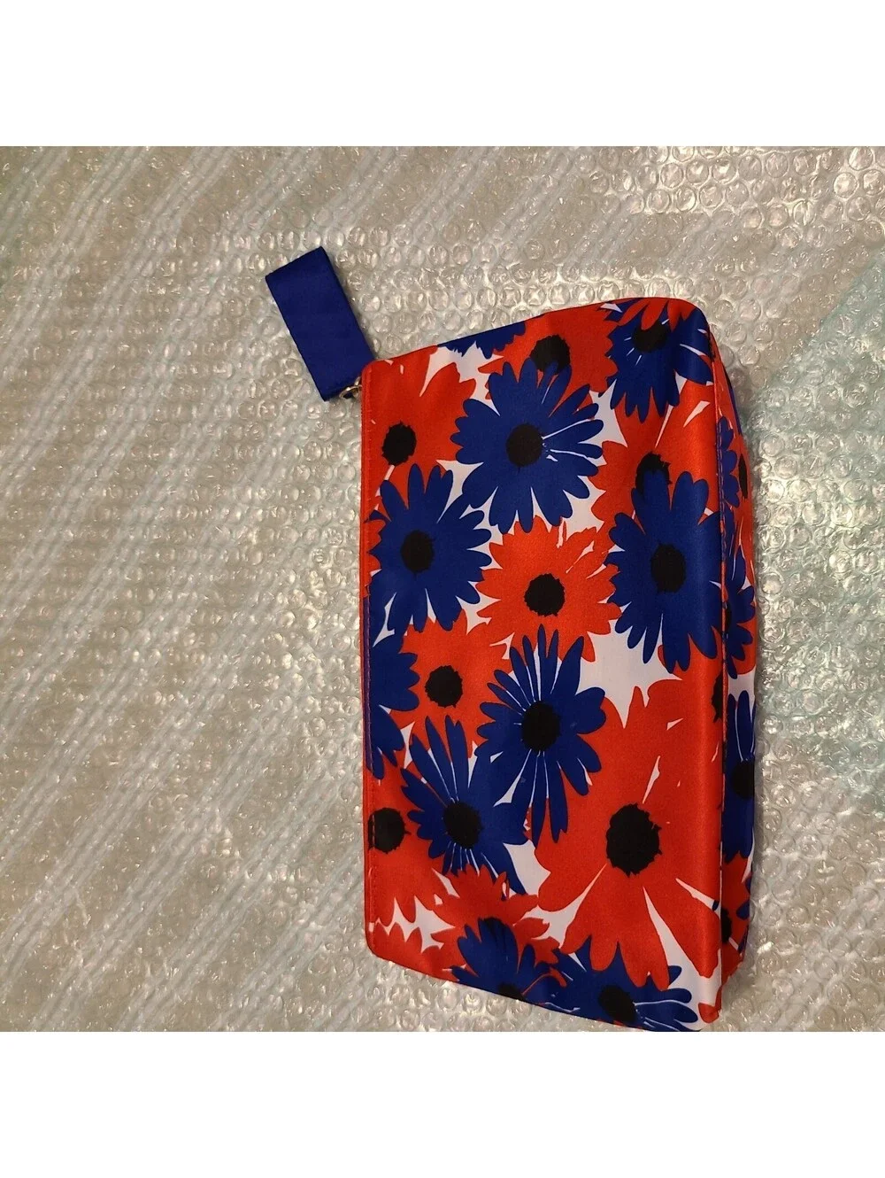 Estee Lauder Blue and Red Makeup Cosmetic Bag Case